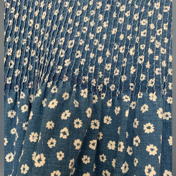 J. Crew Chambray Top (8) - Picture 2 of 6